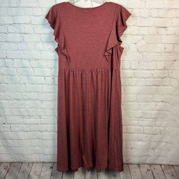 BloomChic Red Heather Flutter Trim Button Detail Gathered Dress Size Medium - Picture 6 of 6